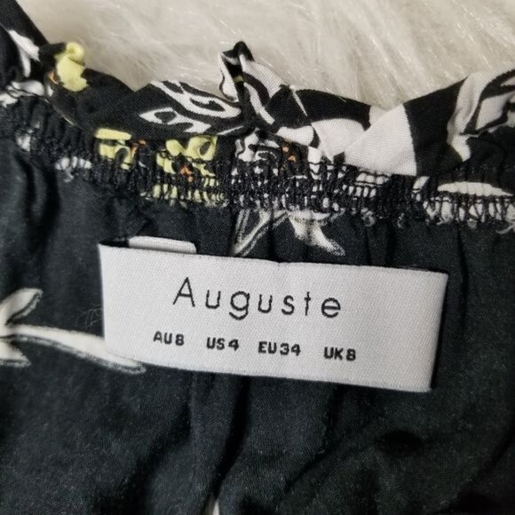 Auguste (Revolve) Gypsy Off-The-Shoulder Long Sleeve Floral Romper 4 - Picture 4 of 11